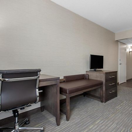 Comfort Inn & Suites Ред Дир Экстерьер фото