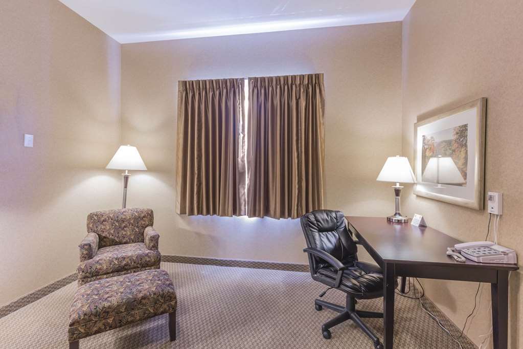 Comfort Inn & Suites Ред Дир Номер фото