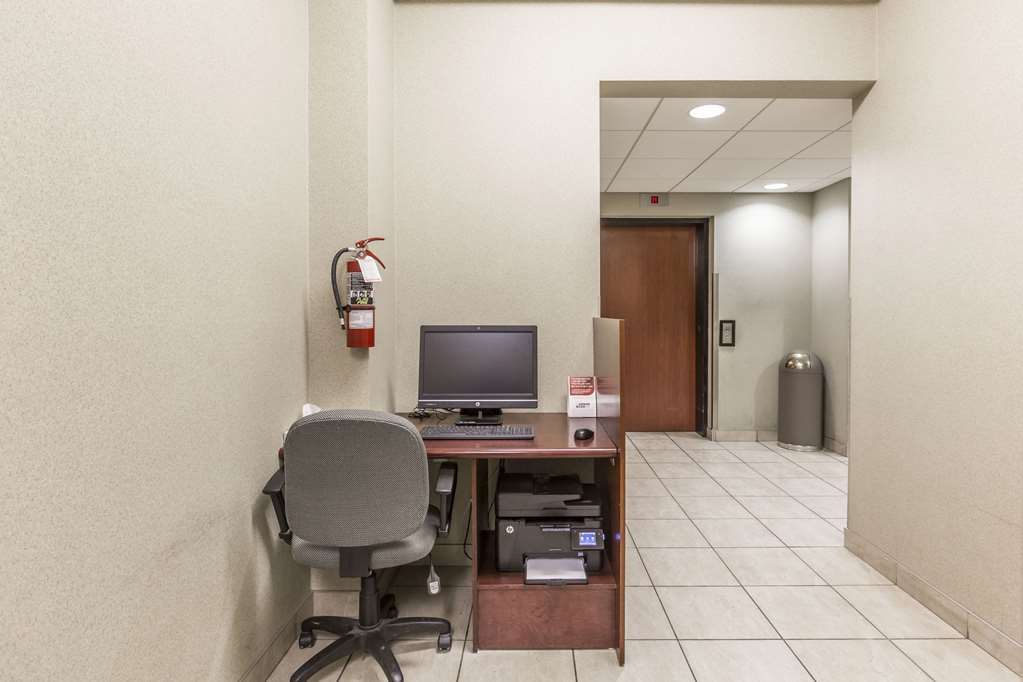 Comfort Inn & Suites Ред Дир Удобства фото