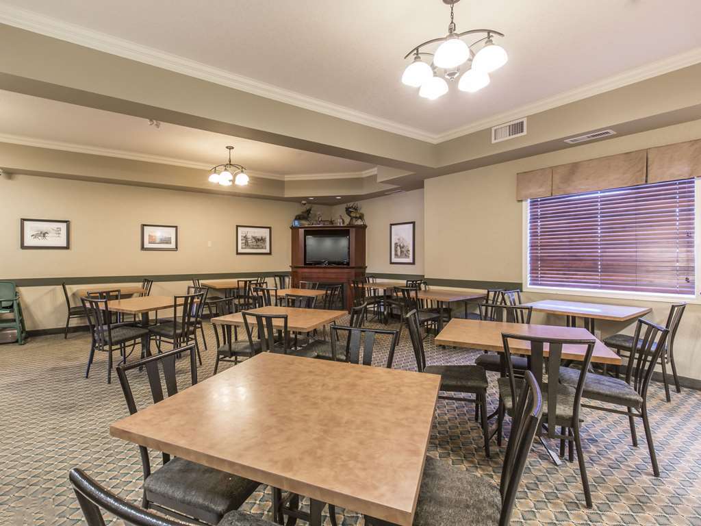 Comfort Inn & Suites Ред Дир Ресторан фото